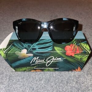 NWT Maui Jim Hanapaa Black And Blue Sunglasses
